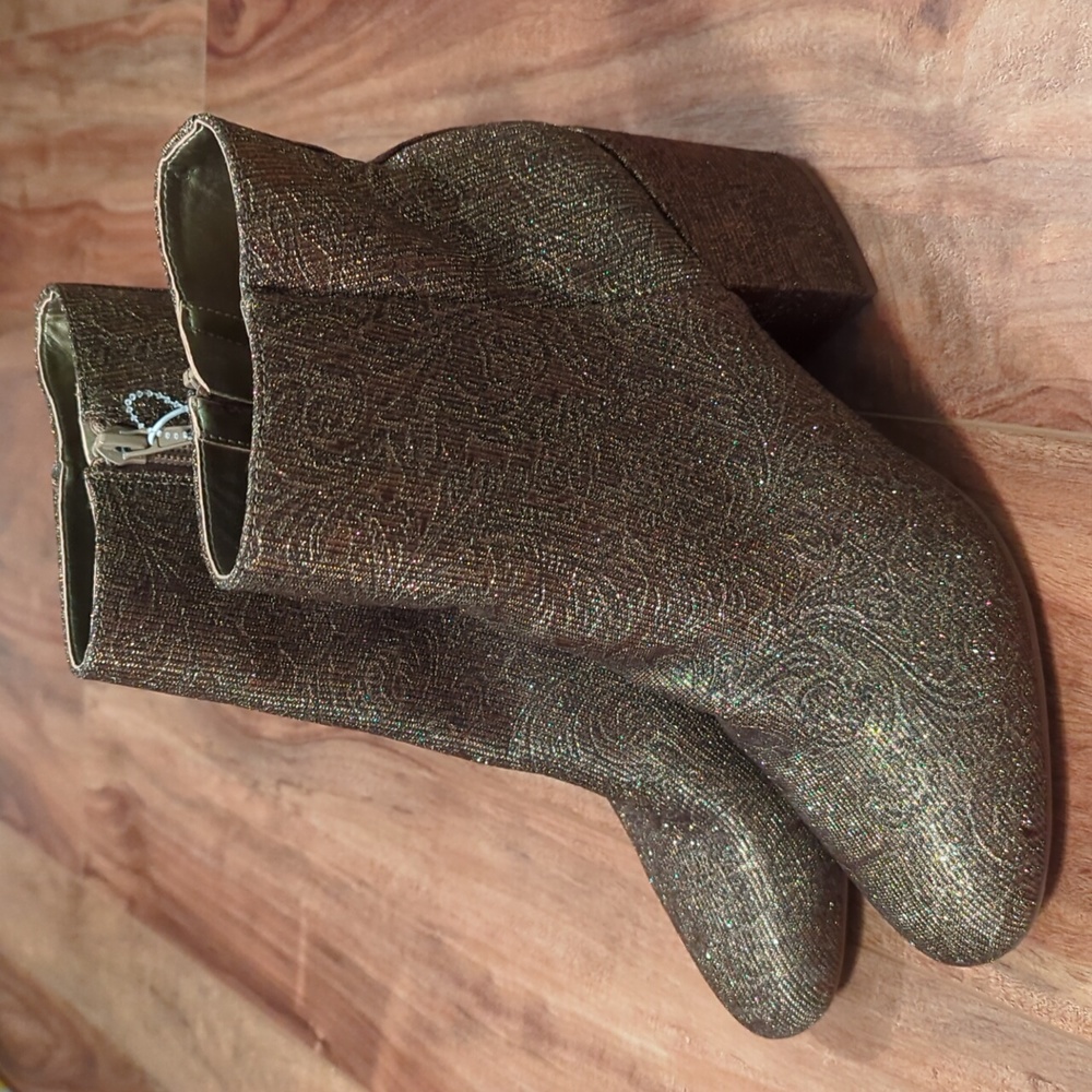 NEW Carlos by Carlos Santana Boots Size 10